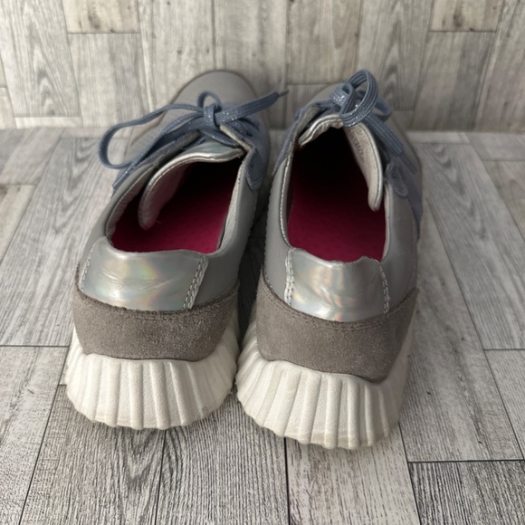Johnston and murphy women’s gray iradecent lace up fashion sneakers size… - Picture 5 of 7